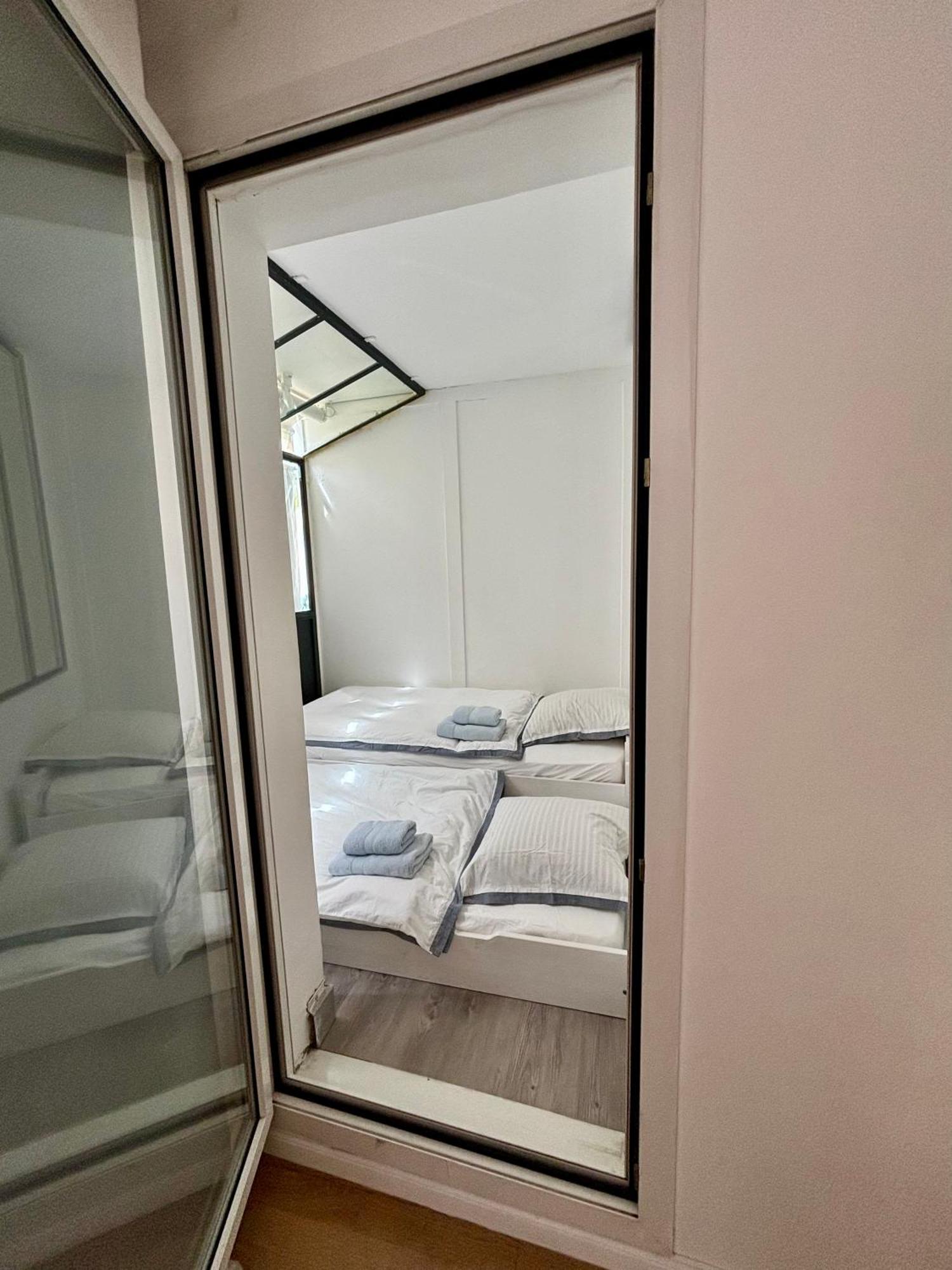 Large Magnificent Terrace Apartment นีซ ภายนอก รูปภาพ